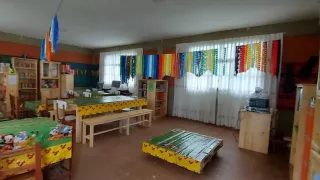 View of the lovingly decorated library room in Charahuayto.